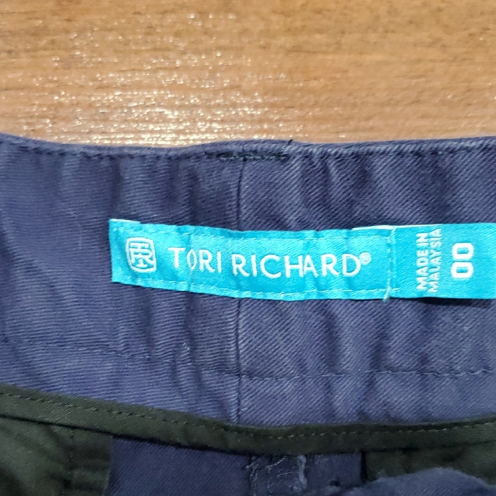 Tori Richard Dark Blue Women's Shorts - Picture 2 of 4